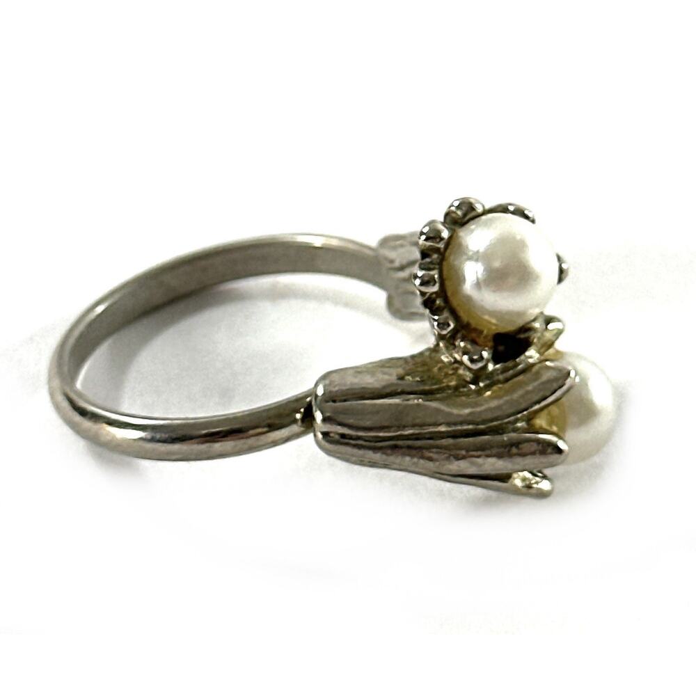 Vintage Vogue Signed Pearl Bypass Ring Size 7 Silver Tone Leaf Wrap Faux Pearl - Picture 5 of 9
